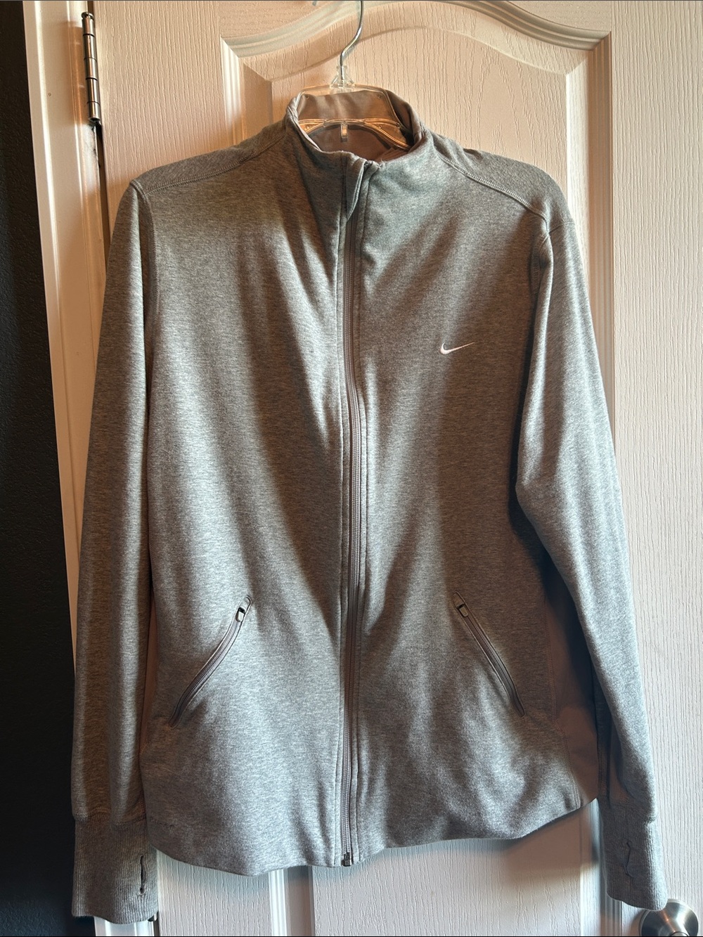 Nike Women Gray Full-Zip Dri-Fit Performance Jacket Y2K